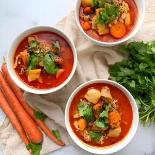Whole30 Buffalo Chicken Soup