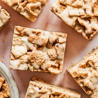 Small Batch Cinnamon Toast Crunch Marshmallow Treats