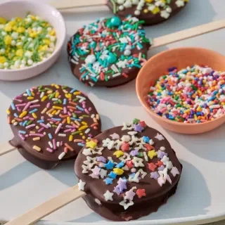 Chocolate Covered Apple Lollipops