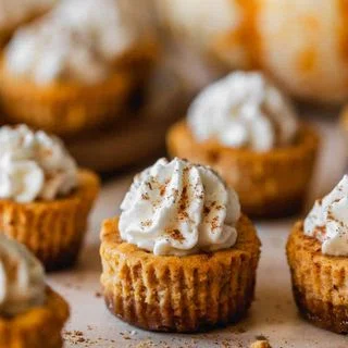Little Pumpkin Spice Cheesecake Bites