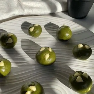 Matcha Energy Balls