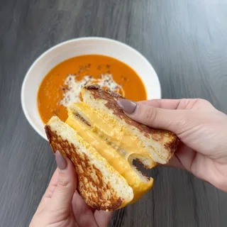 Roasted Tomato Soup (For Grilled Cheese)