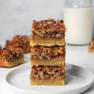 Paleo Pecan Pie Bars