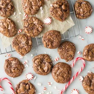 Peppermint Brookies (Brownie Cookies)