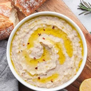 Warm White Bean and Garlic Spread