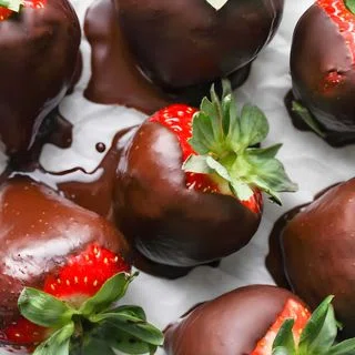 Vegan Chocolate Covered Strawberries