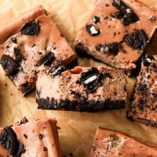 Oreo Nutella Cheesecake Bars