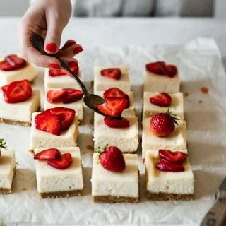 The Best Strawberry Cheesecake Bars