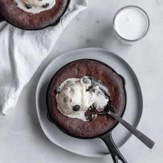 Chocolate Peanut Butter Lava Cake Skillets