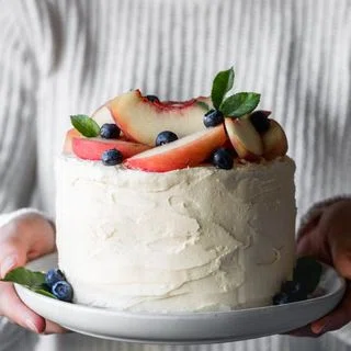 Vanilla Cake With Peach Filling & Caramelized White Chocolate Buttercream