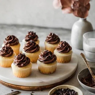High Altitude Yellow Cupcakes With Chocolate Buttercream