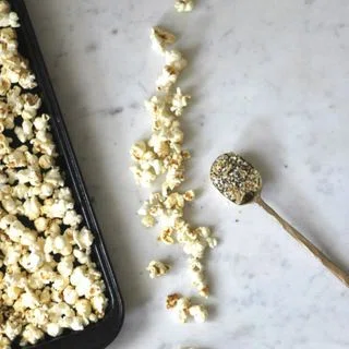 Everything Bagel Popcorn