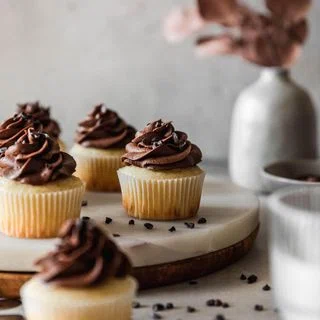 High Altitude Yellow Cupcakes With Chocolate Buttercream