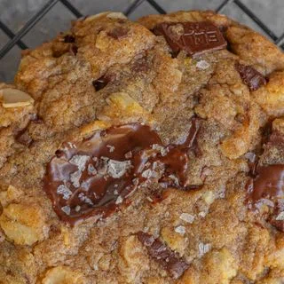 Pumpkin Chocolate Chip Oatmeal Cookies
