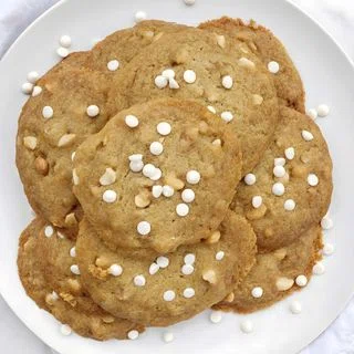 Vegan White Chocolate Macadamia Nut Cookies