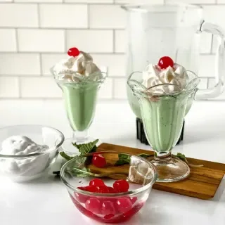 Copycat Shamrock Shake Recipe