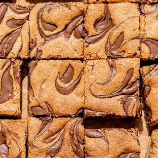 Nutella Swirled Banana Blondies