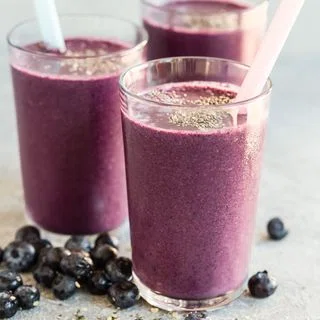 Blueberry Chia Smoothie