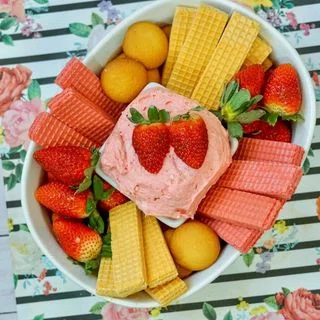 Strawberry Cake Batter Dip