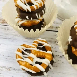 Caramel Chocolate Pretzels