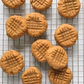 3 Ingredient Cashew Butter Cookies