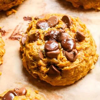 Pumpkin Oatmeal Chocolate Chip Cookies
