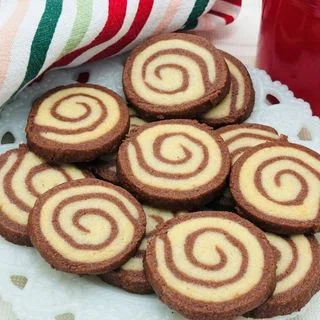 Chocolate Pinwheel Cookie