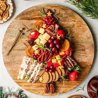 Christmas Tree Charcuterie Board