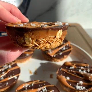 Chocolate Peanut Butter Oat Cups