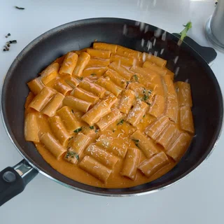 Creamy Tomato Parmesan Pasta