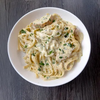 Chicken Alfredo Pasta