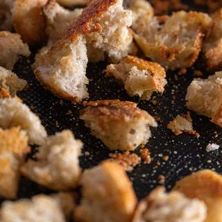 Cracked Black Pepper & Parmesan Croutons