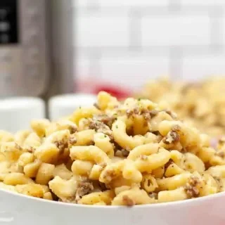 Instant Pot Cheeseburger Macaroni