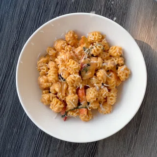 Vodka Sauce with Lobster and Radiatore Pasta