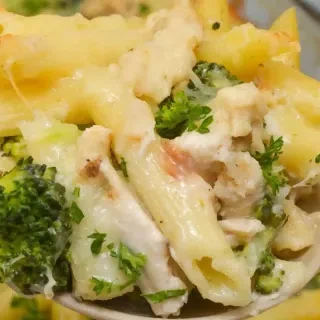Baked Chicken and Broccoli Alfredo