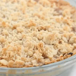 Easy Apple Pie with Crumb Topping