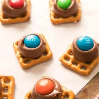 Pretzels with Hershey Kisses