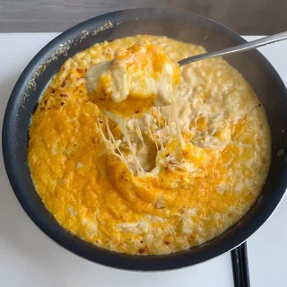 Garlic Confit Mac & Cheese
