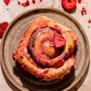 Roasted Strawberry Cinnamon Rolls