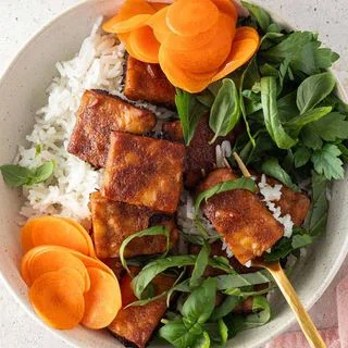 Coconut Rice & Peanut Tempeh Bowl