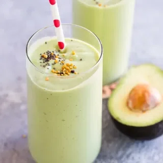 Vanilla Avocado Greens Smoothie