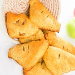 Apple Turnovers with Puff Pastry