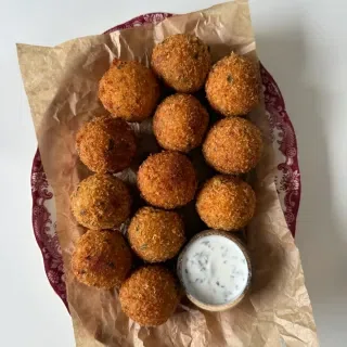 Crispy Cheese Stuffed Potato Balls