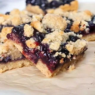 Paleo Blueberry Crumb Bars