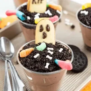 Halloween Dirt Pudding Cups