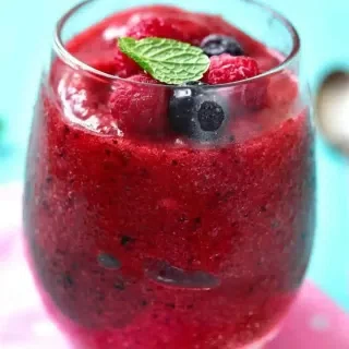 Mixed Berry Smoothie (2 Ingredients)
