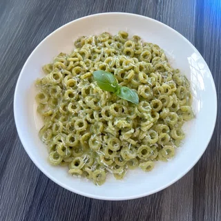 One Pot Creamy Pesto Pasta