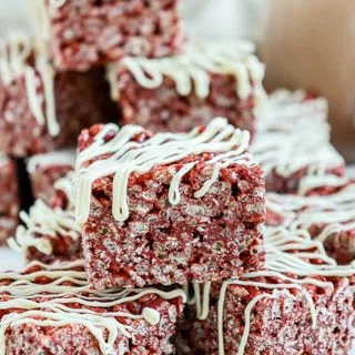 Red Velvet Rice Krispie Treats