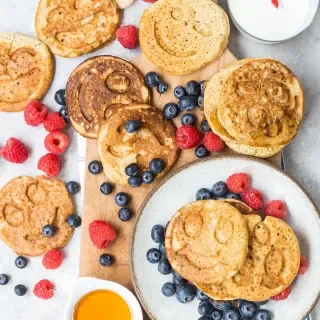 Quick Oatmeal Pancakes