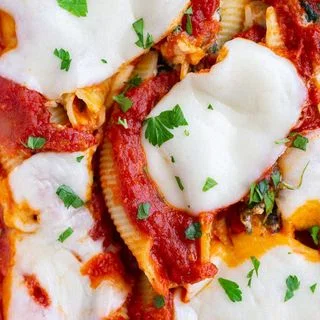 Spinach and Ricotta Stuffed Shells